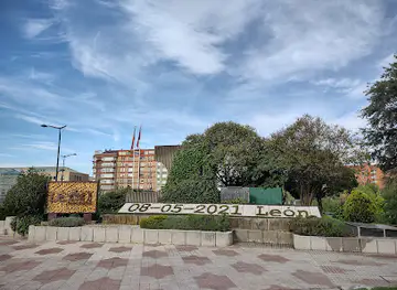 Monumento a los Reyes de León