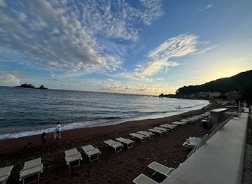 montenegro/montenegrin-littoral/landmark/medusa