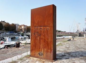 italy/rimini/landmark/monumento-al-primo-miracolo-di-sant-antonio-da-padova-ad-1222