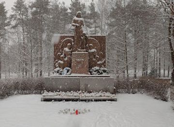 finland/pirkanmaa/landmark/the-grave-monument-of-the-red-guards