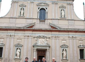 italy/milan/landmark/parrocchia-di-santa-maria-assunta-alla-certosa-di-garegnano