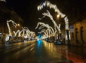 hungary/vac/landmark/andrassy-ut