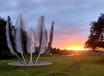 ireland/county-cork/landmark/kindred-spirits-choctaw-native-american-monument