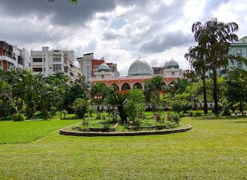 bangladesh/dhaka/landmark/baridhara-park