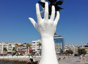 turkiye/aegean-region/landmark/el-heykeli