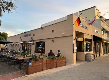 california/mountain-view/landmark/das-bierhauz