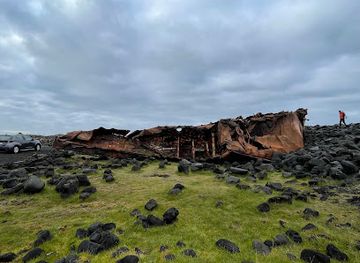iceland/reykjanes-peninsula/landmark/hrafn-sveinbjarnarson-iii-ship-wreck