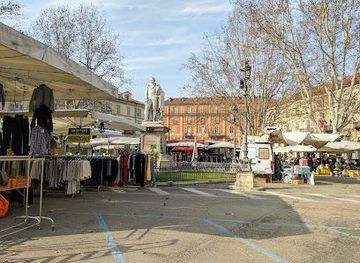 italy/turin/landmark/piazza-vittorio-alfieri