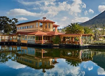 ecuador/otavalo/landmark/cabanas-del-lago
