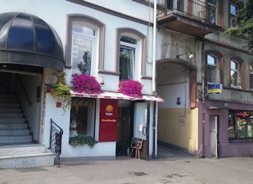 lithuania/dzukija/landmark/dzukija-firmine-parduotuve