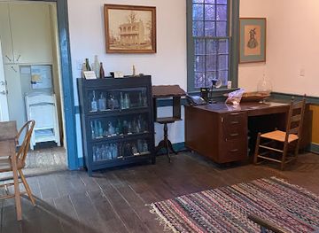 alabama/tuscaloosa-national-forest/landmark/old-tavern-museum