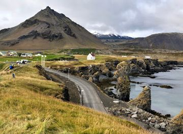 iceland/snafellsbar-area/landmark/sugandisey-island-lighthouse
