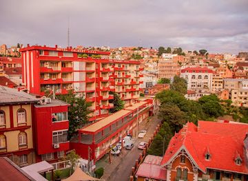madagascar/analamanga/landmark/hotel-colbert-spa-casino