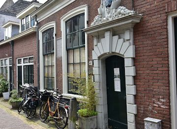 netherlands/haarlem/landmark/hofje-van-guurtje-de-waal