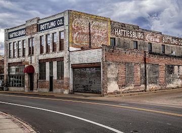 mississippi/hattiesburg/landmark/the-bottling-company