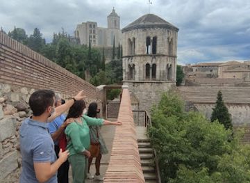 spain/girona/landmark/girona-curiosa-tour