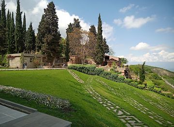 georgia/kakheti/landmark/bodbe-s-st-nino-s-convent-cathedral