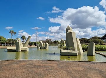 brazil/cerrado/landmark/praca-dos-cristais