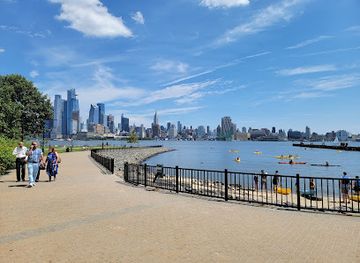new-jersey/hoboken/landmark/hoboken-cove-community-boathouse