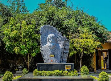 vietnam/central-highlands/landmark/hainan-assembly-hall