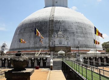 sri-lanka/anuradhapura/landmark/maha-viharaya-anuradhapura