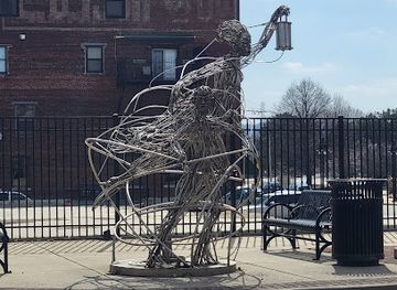 illinois/peoria/landmark/richard-pryor-statue-by-preston-jackson