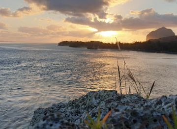 mauritius/flic-en-flac-beach/landmark/macchabee-viewpoint