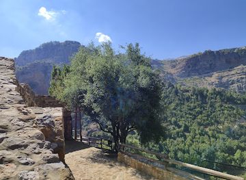 lebanon/bcharre/landmark/qadisha