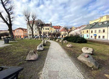 poland/rzeszow/landmark/plac-cichociemnych