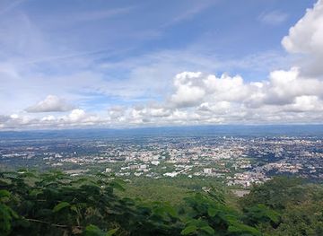 thailand/doi-suthep-pui-national-park/landmark/chaloem-phra-kiat-pavilion-viewpoint