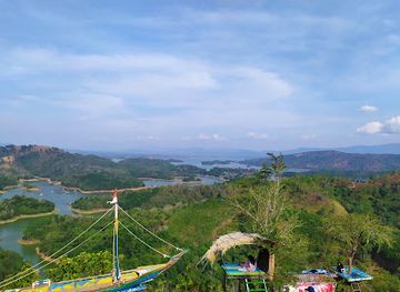 indonesia/kalimantan/landmark/bukit-matang-kaladan