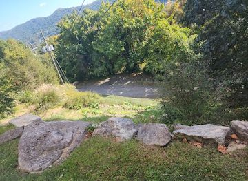 south-carolina/blue-ridge-mountains/landmark/zealandia-s-bridge-helen-s-bridge