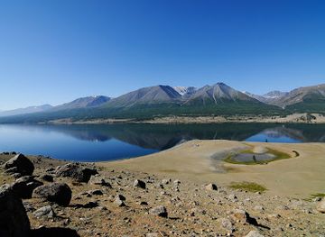 mongolia/khar-nuur/landmark/khoton-lake