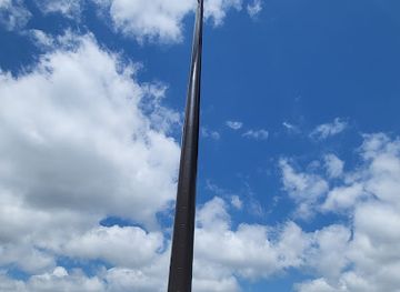 wisconsin/sheboygan/landmark/acuity-flagpole-america-s-tallest