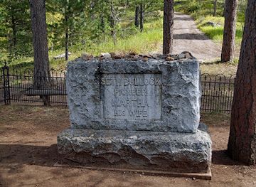 south-dakota/deadwood/landmark/seth-bullock-grave