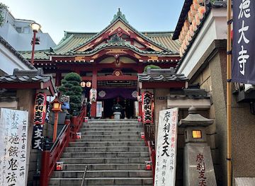 japan/tokyo/ueno/landmark/ueno-ameyoko-shopping-district