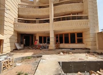 iraq/baghdad/al-jadriya/landmark/corniche-of-the-assyrians