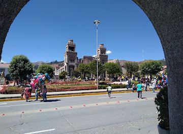 peru/huaraz/landmark/california-cafe