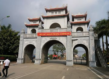 vietnam/hanoi/landmark/den-hai-ba-trung