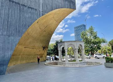 albania/tirana/landmark/tyrbja-e-kapllan-pashes