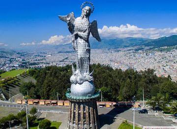 ecuador/andean-highlands/landmark/virgin-of-the-panecillo
