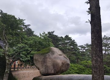 south-korea/gangwon-province/landmark/ulsanbawi-rock