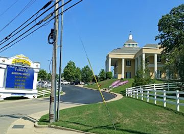 missouri/branson/landmark/branson-celebrity-car-museum