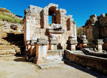 turkiye/pamphylia/landmark/perge-nymphaeum-anitsal-cesme