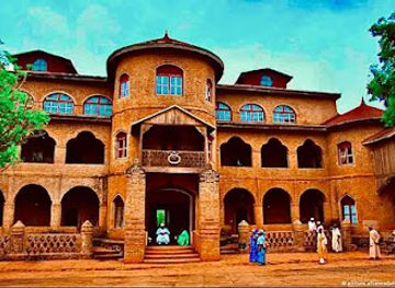 cameroon/kalamaloue-national-park/landmark/ayos-centre