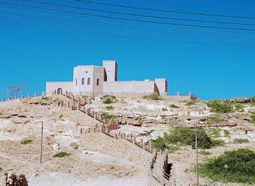 oman/mirbat/landmark/ain-razat