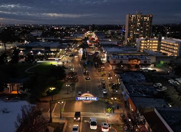 california/chula-vista/landmark/third-ave-sign