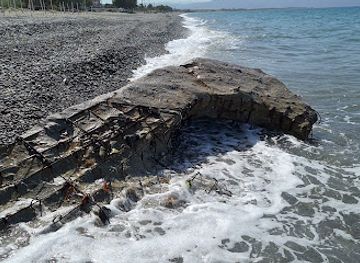 greece/chania/platanias/landmark/bunker-ruins