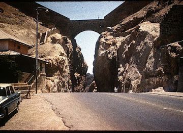 yemen/aden/landmark/aden-main-pass-gate-aqaba