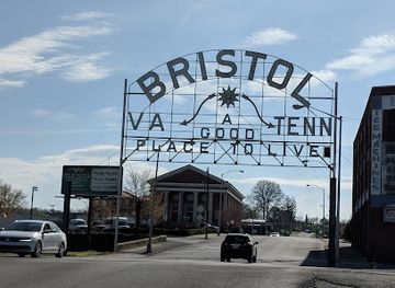 tennessee/tri-cities/landmark/tennessee-ernie-ford-birthplace